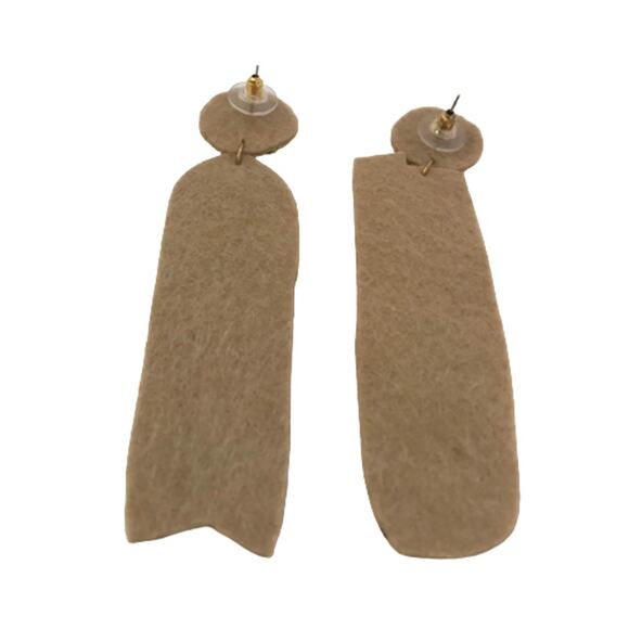 Geaux Tigers Beaded Team Earrings/Geaux Tigers/LSU Earrings/Gift for Her/Gameday - Picture 3 of 3